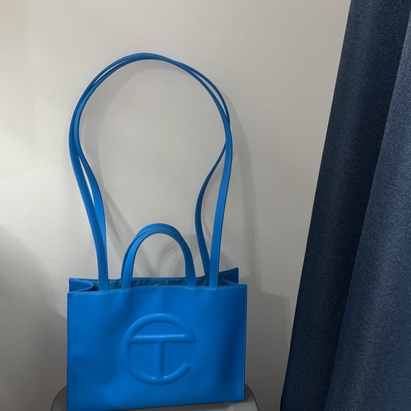 Authentic Telfar bag - Picture 2 of 2